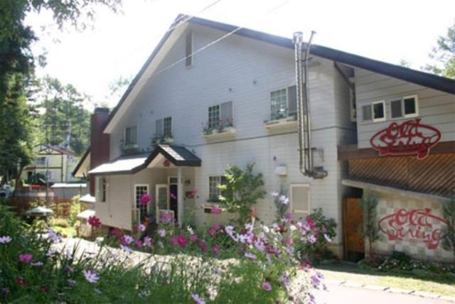 老斯特林膳食公寓酒店 水上町 外观 照片